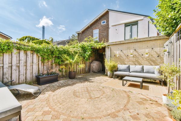Courtyard Patio Service in Rancho Cucamonga